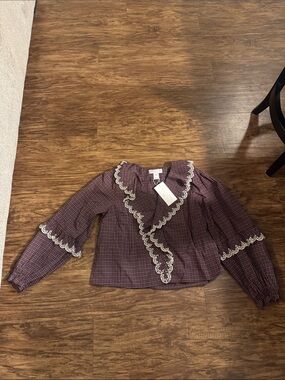 NWT Caroline constas top size small